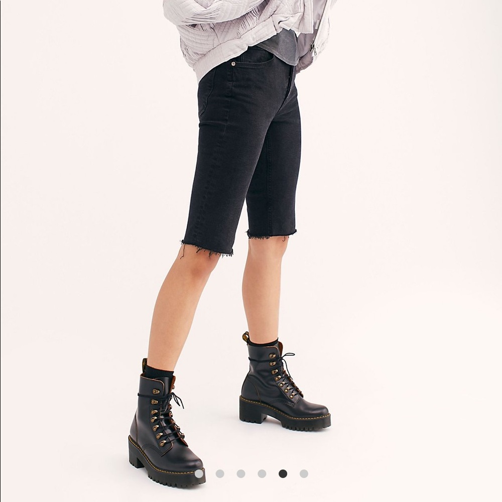 Dr.Martens Booties